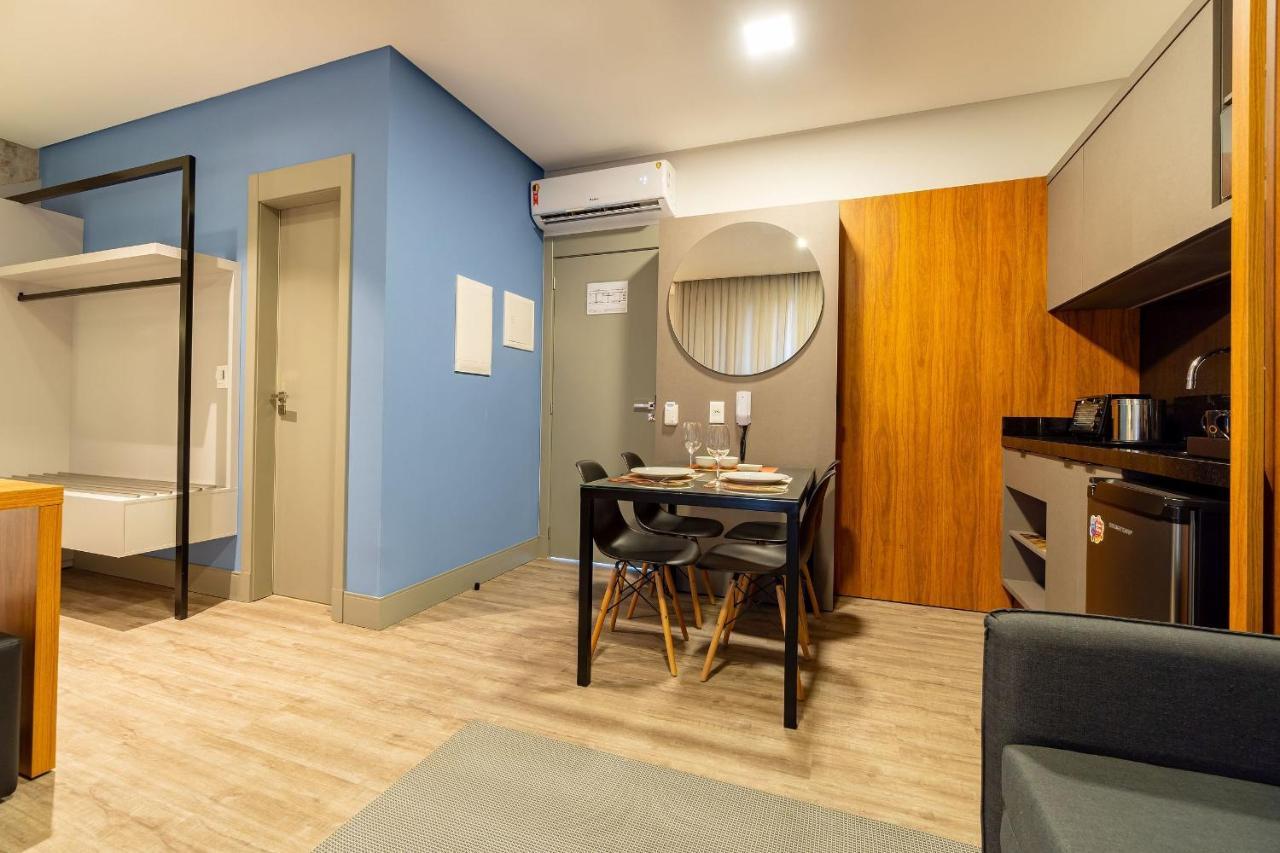 Aion Suites 103 - Compacto E Luxuoso Loft - Rooftop Com Piscina E Academia - A Poucos Passos Da Praia Bombinhas Eksteriør billede