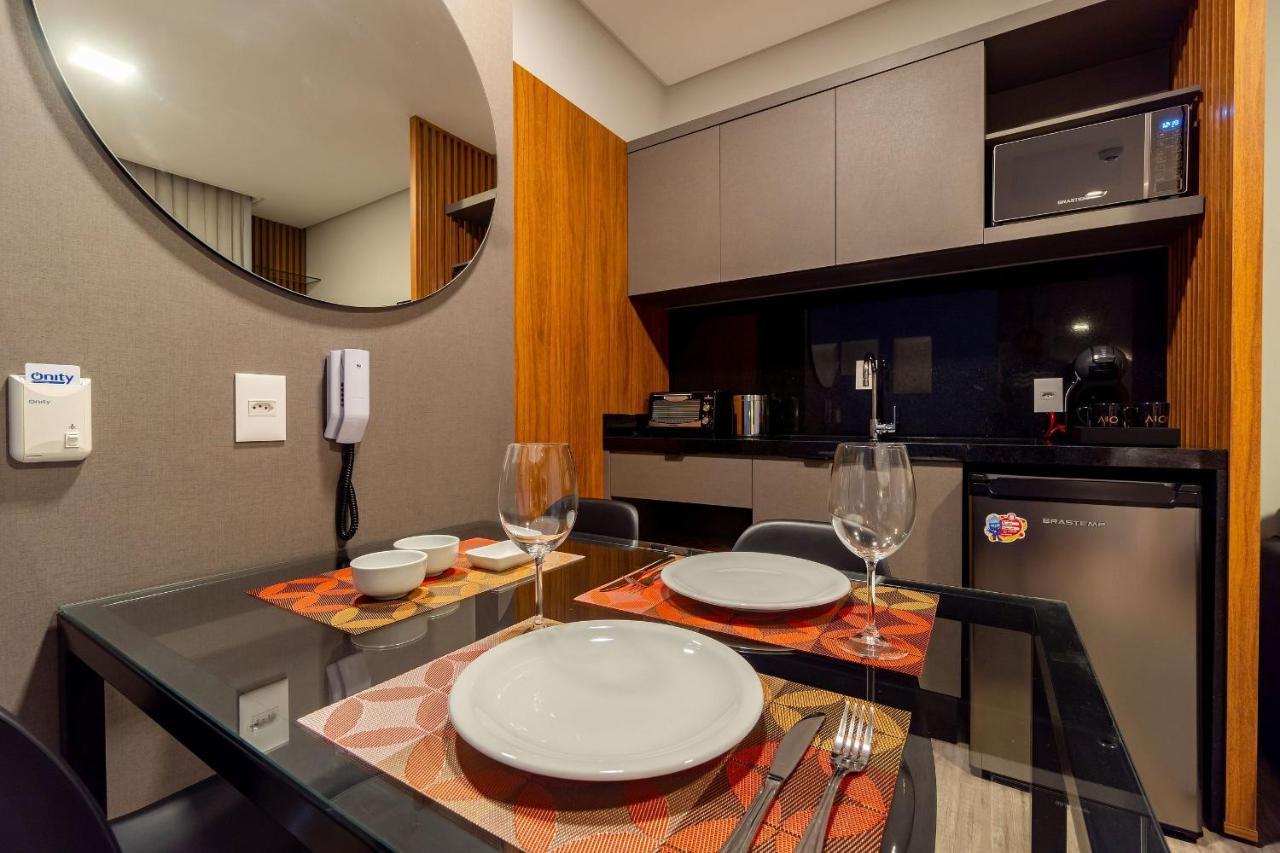 Aion Suites 103 - Compacto E Luxuoso Loft - Rooftop Com Piscina E Academia - A Poucos Passos Da Praia Bombinhas Eksteriør billede